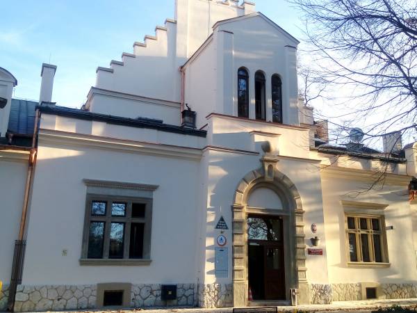 Szkolne Schronisko Młodzieżowe Sokolska Szkolne Schronisko Młodzieżowe Sokolska