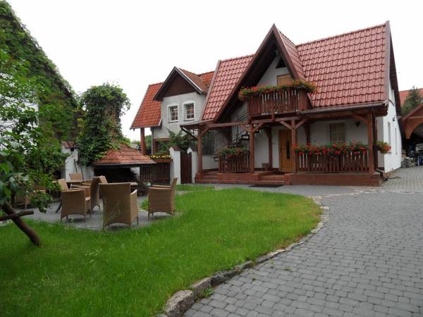 Pensjonat & Restauracja Karczma Pensjonat & Restauracja Karczma