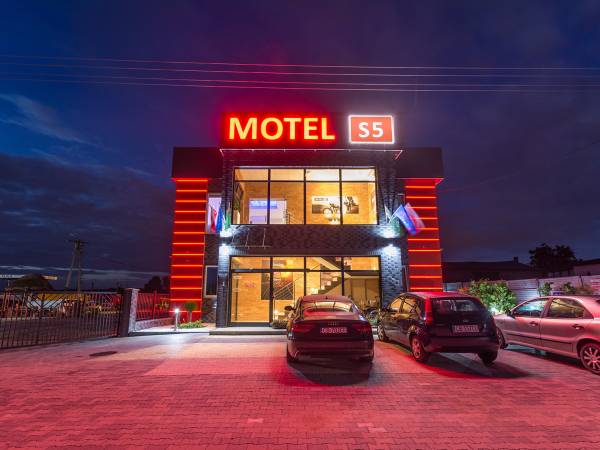 Motel S5