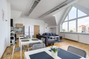 Gems Hostel