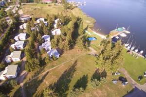 Ryn Lake Resort - z własną prywatną plażą