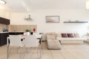 Olympic Park A303 by Renters