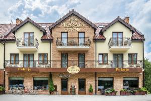 Fregata Mikołajki - Pokoje i Apartamenty