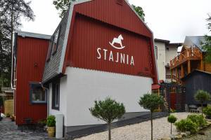 Stajnia