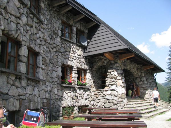 Schronisko na Polanie Chochołowskiej