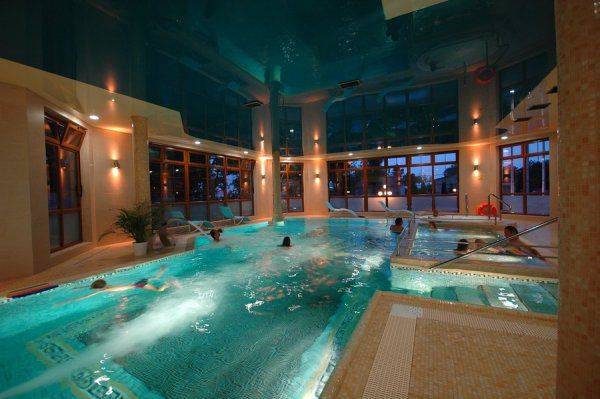 DWOREK MORSKI MIELNO SPA