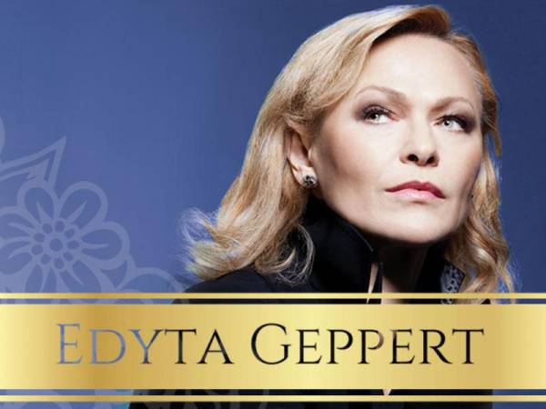 Koncert Edyty Geppert w Augustowskim Centrum Edukacyjnym w Augustowie
