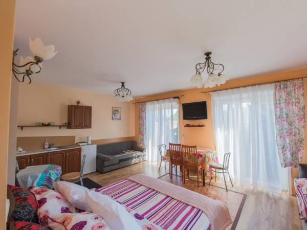 Pokoje i Apartamenty Wakacyjna 30 Pokoje i Apartamenty Wakacyjna 30