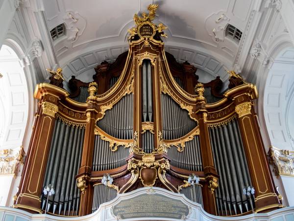 Koncert organowy w kościele Nawiedzenia NMP w Jastarni