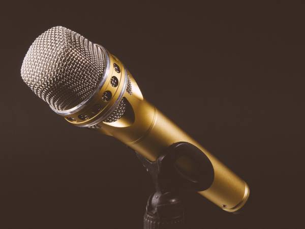 Liga Niezwykłych Standuperów w Silence Club w Lublinie
