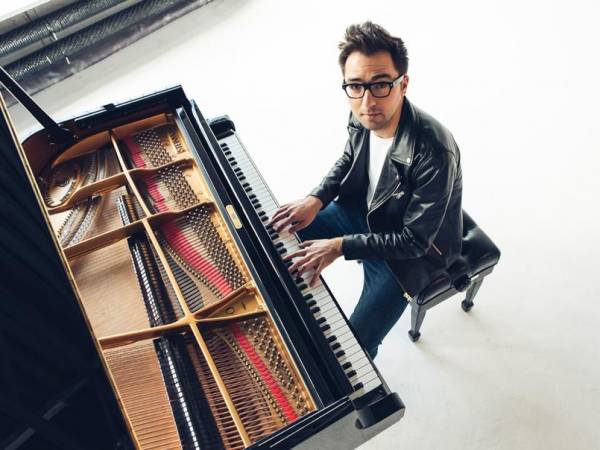 Aleksander Dębicz - Bach Invention w Toruniu