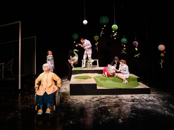 Spektakl "Słowik i Babka Natura" w Teatrze Andersena w Lublinie