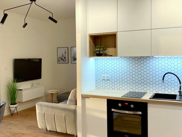 Q4 APARTMENTS - CLARA