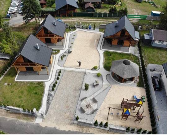 Bacówki nad Jeziorem Goszcza Bacówki nad Jeziorem Goszcza