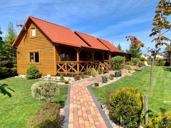 SIRENIS - NEW (2014) HIGH STANDARD HOLIDAY CABINS SIRENIS - NEW (2014) HIGH STANDARD HOLIDAY CABINS