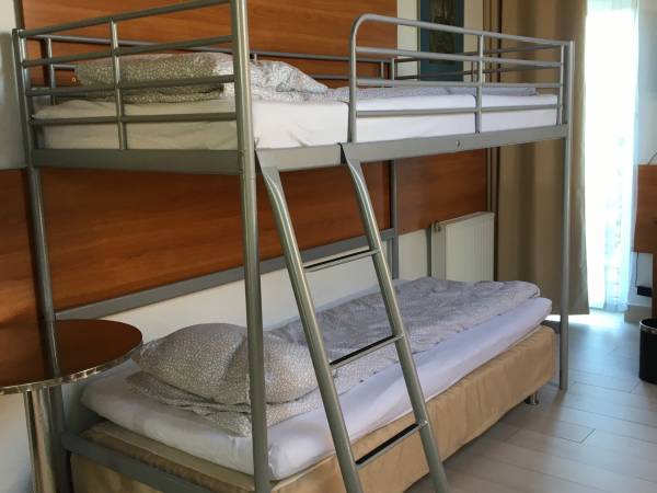 łóżko piętrowe w pokojach 4 osobowych