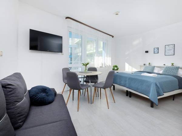 Kasprowicza 12C/412 by Renters Kasprowicza 12C/412 by Renters