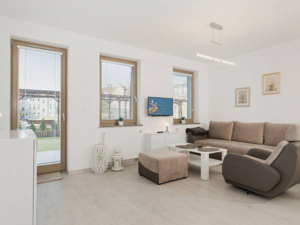 Sikorskiego 1/5 by Renters Sikorskiego 1/5 by Renters