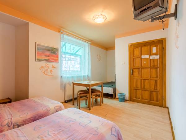 Guest Rooms “Monika”