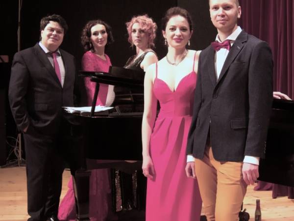 "Wiosenna podróż muzyczna - Gala Operowa-Operetkowa" w Sali Koncertowej Radia Wrocław