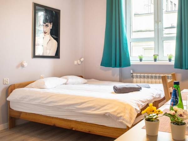 Camera Hostel- cheap, cosy in the heatr of the city Camera Hostel- cheap, cosy in the heatr of the city