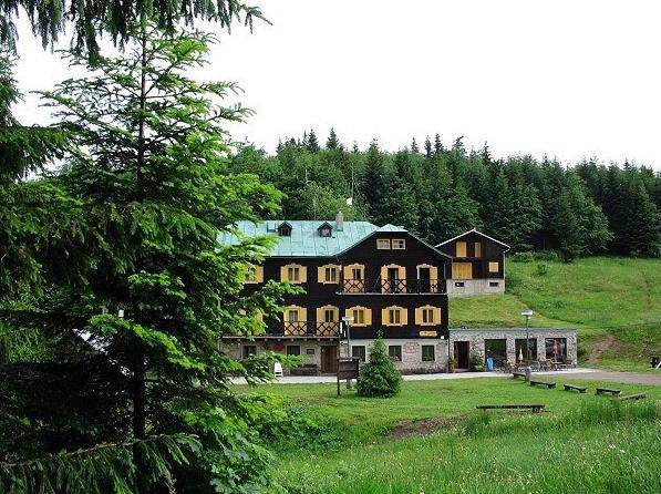 Górska chata pod Hrbom