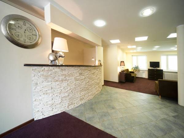 Team Hostel