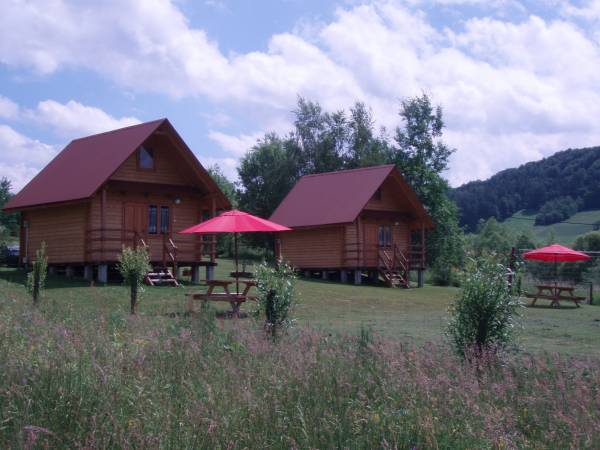 DOMKI BÓBR '' NAD SOLINĄ '' DOMKI BÓBR '' NAD SOLINĄ ''