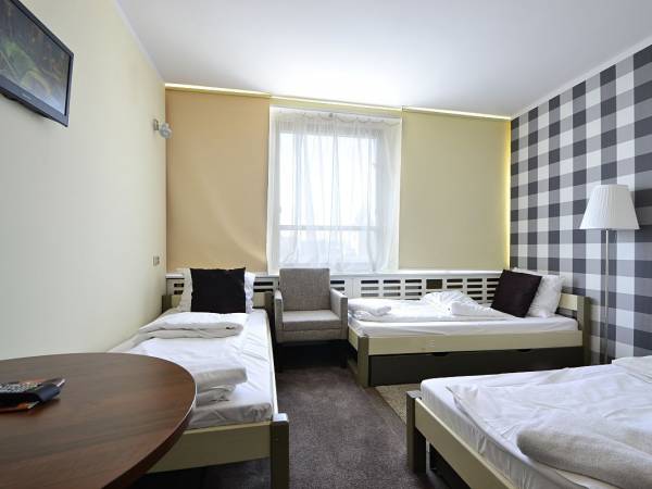 FUSION HOSTEL&HOTEL