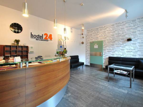Hostel24 BED&BREAKFAST