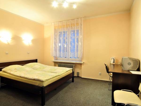 Pokoje hotelowe z łazienką, pokoje pracownicze, tani nocleg KATOWICE