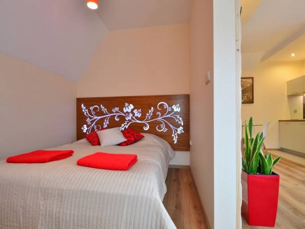 APARTAMENT NA OGRODZIE