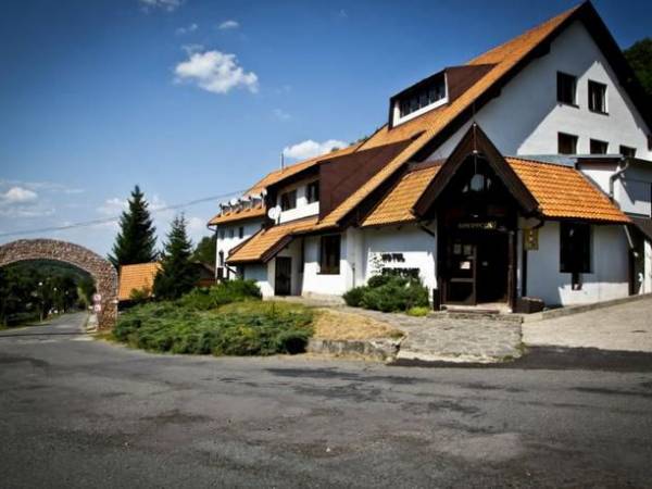 Hotel Kráľová