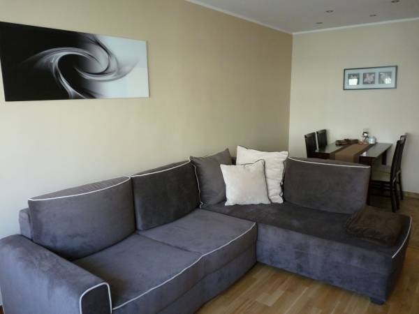 APARTAMENT WRZOS