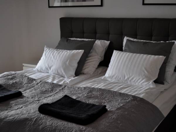Apartamenty Czarno Na Białym