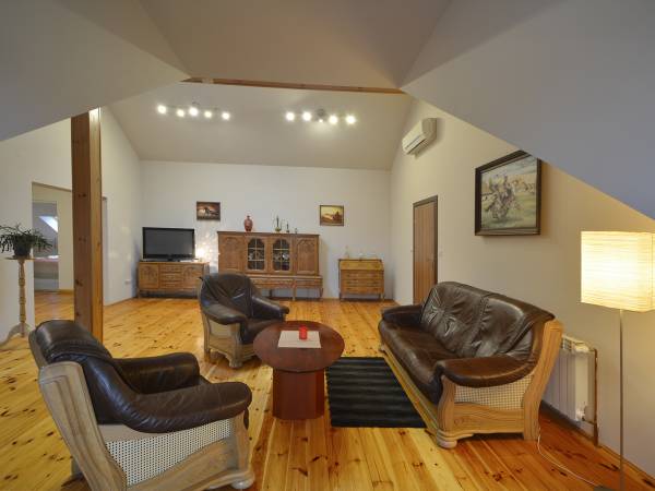 Apartament 5+