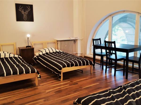 Crossroads Apartment