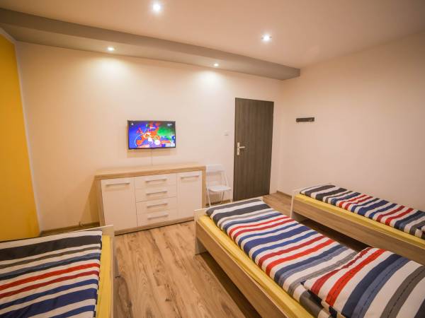 Hostel54