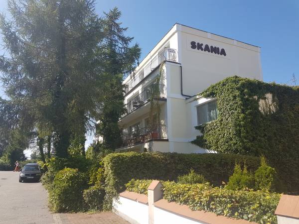 SKANIA