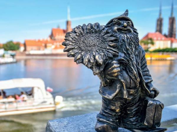 Krasnal Życzliwek Podróżnik zawita do Warszawy