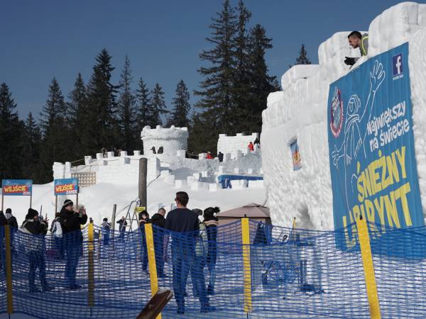 Snow Landia Zimowy Park Rozrywki