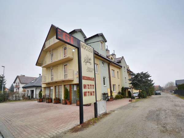 Noclegi Zawisza