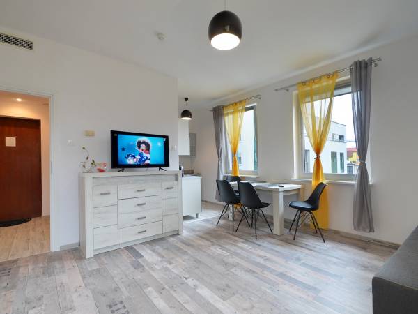APARTAMENT ETNA