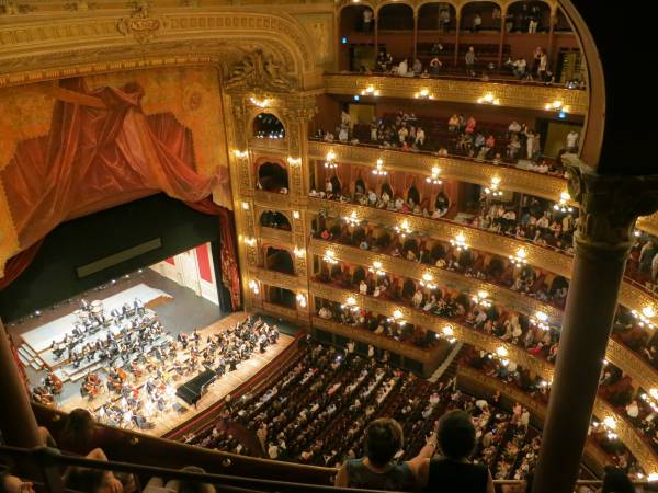 Opera: Straszny Dwór w Jeleniej Górze