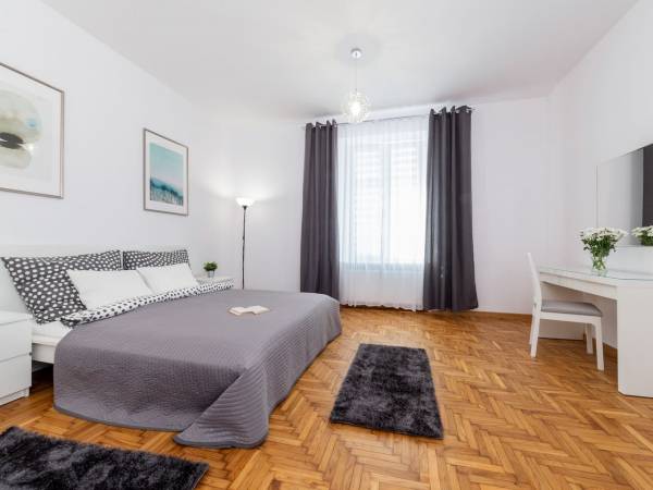 Royal City Apartments