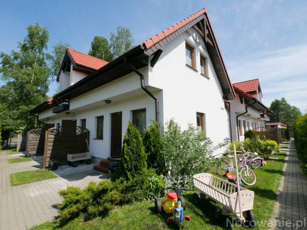 Domki Apartamentowe Gościniec Bobolin Domki Apartamentowe Gościniec Bobolin