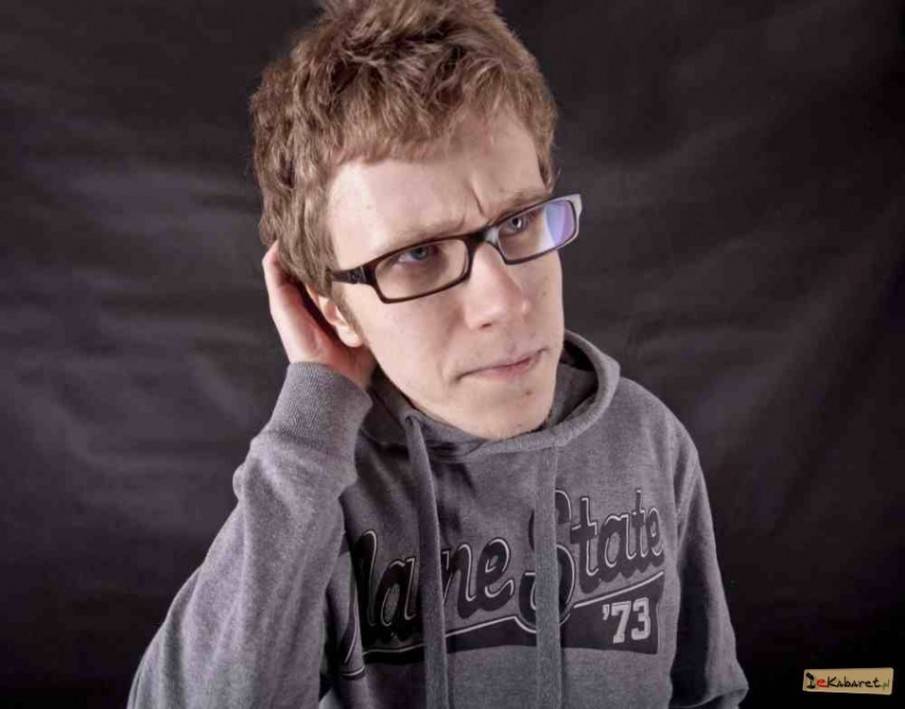 Stand-up Cezarego Jurkiewicza w BaRock Club w Poznaniu: Dobra Nowina