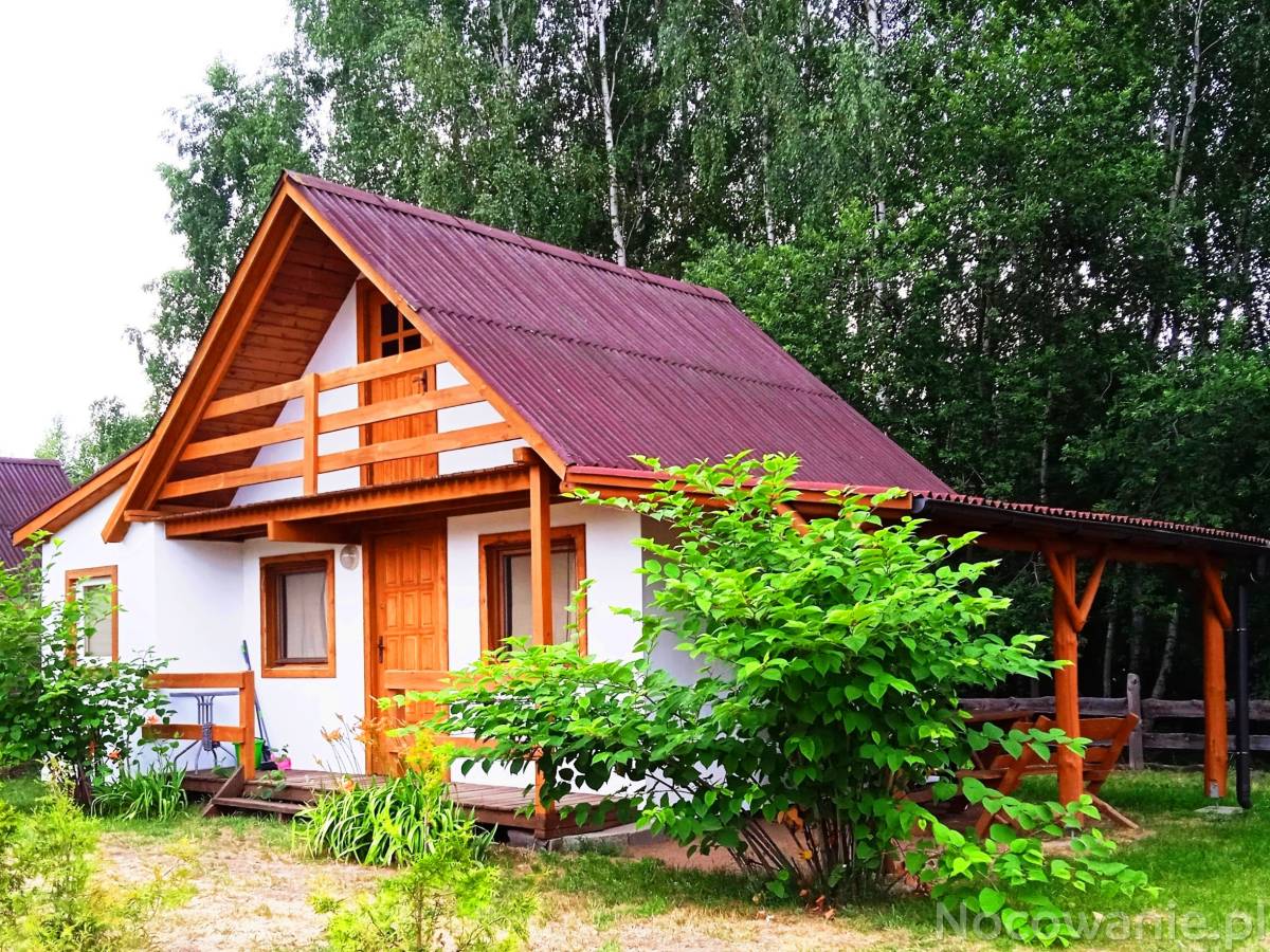 Domek nad jeziorem, mazury, ogrzewany.