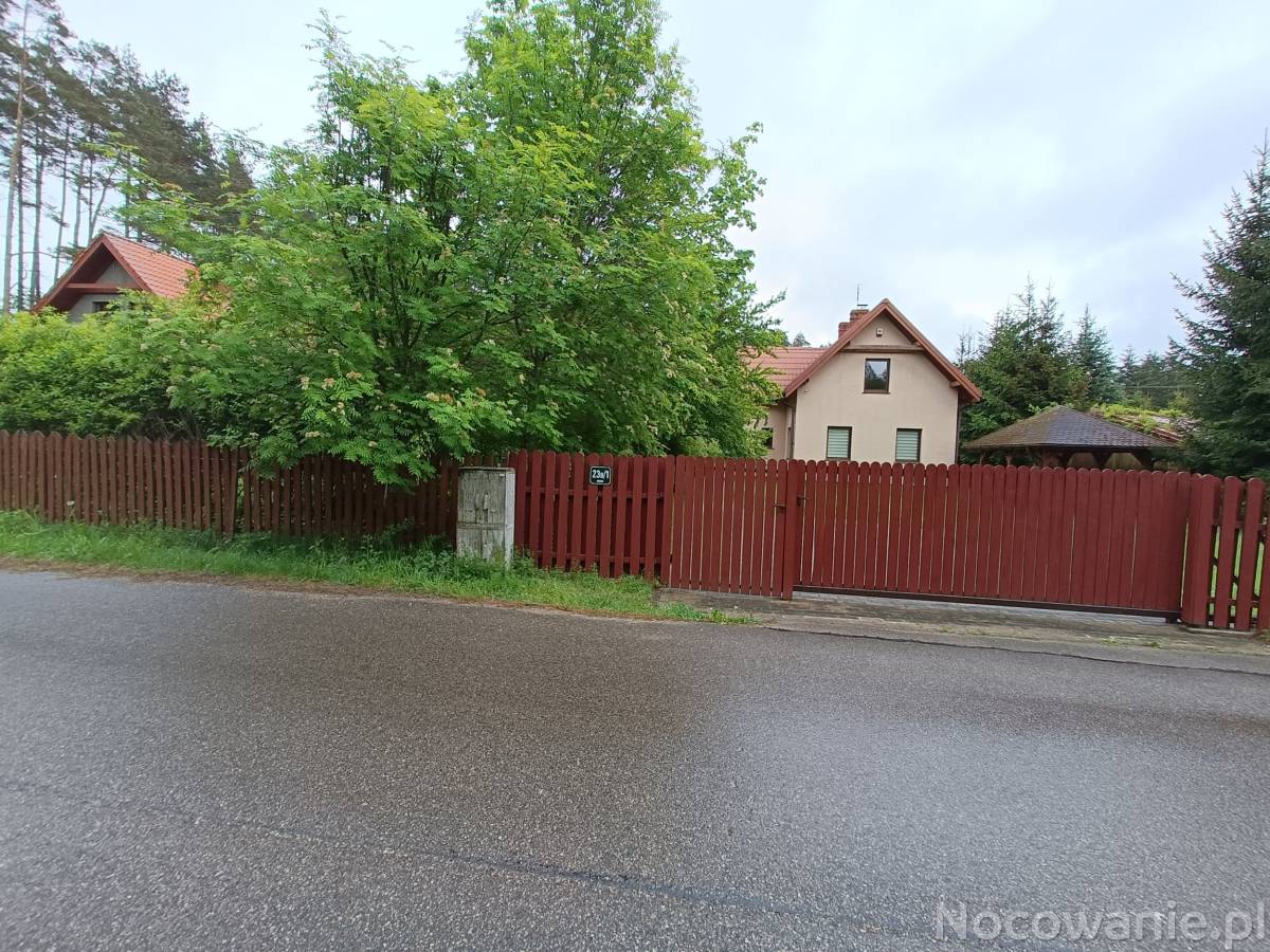 Mazury. Domek pod lasem