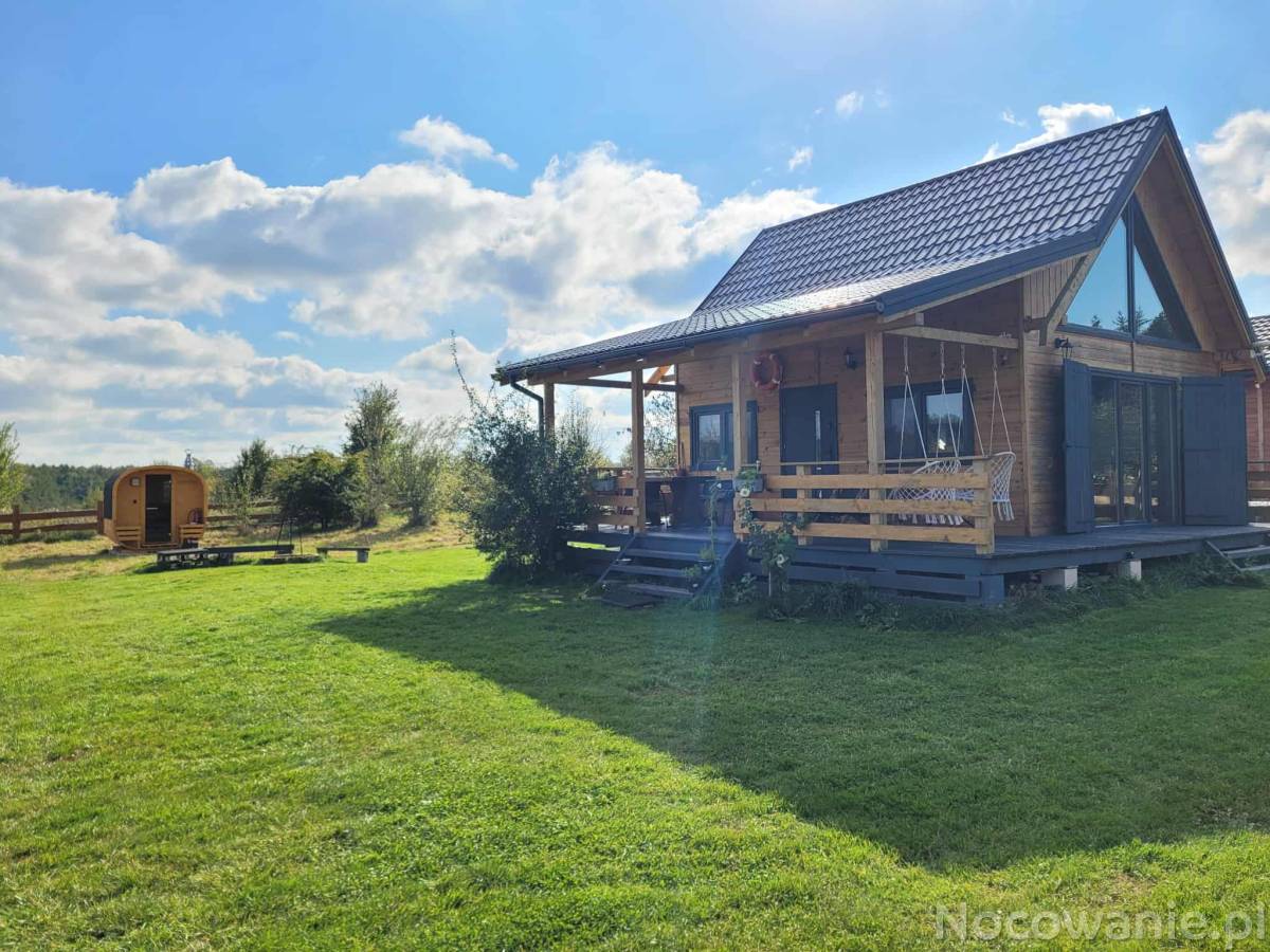 Miodowy Domek na Mazurach